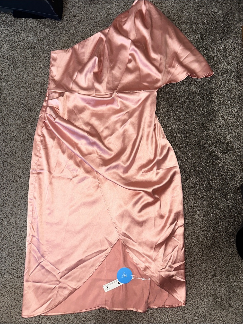 Cupshe One-Shoulder Satin Midi Dress in Rose Gold